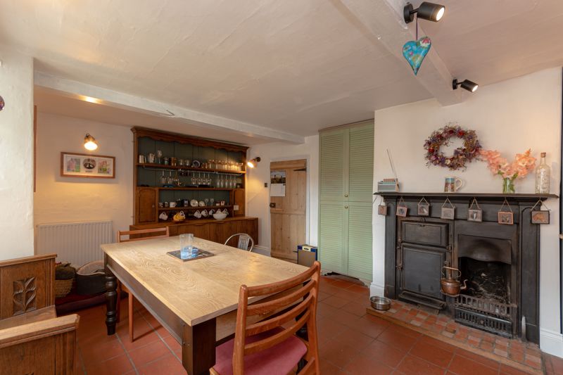 2 bed cottage for sale in Hurst, Martock  - Property Image 16