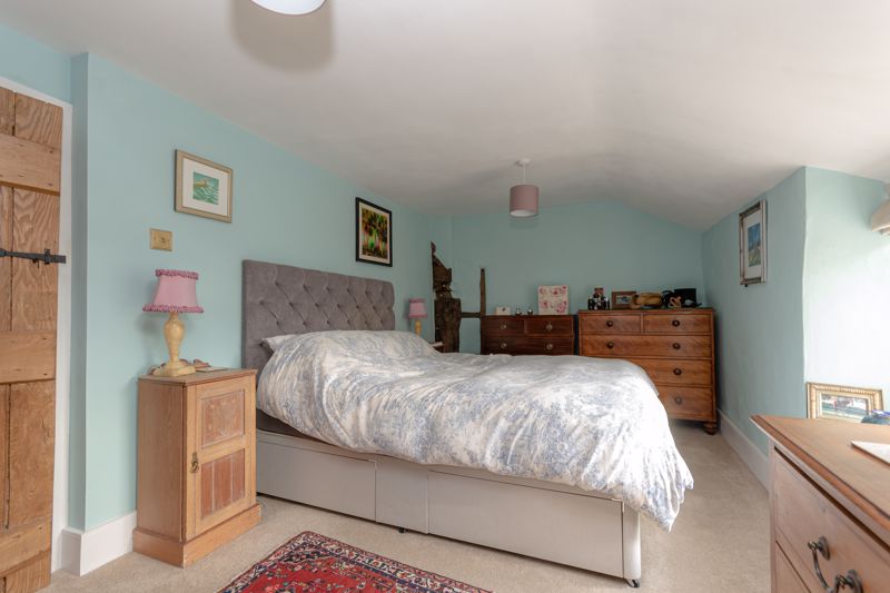 2 bed cottage for sale in Hurst, Martock  - Property Image 6