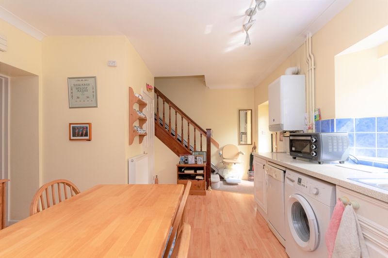 2 bed house for sale in South Petherton  - Property Image 16