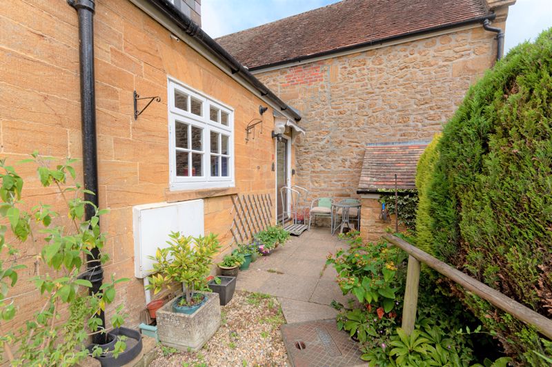 2 bed house for sale in South Petherton  - Property Image 10