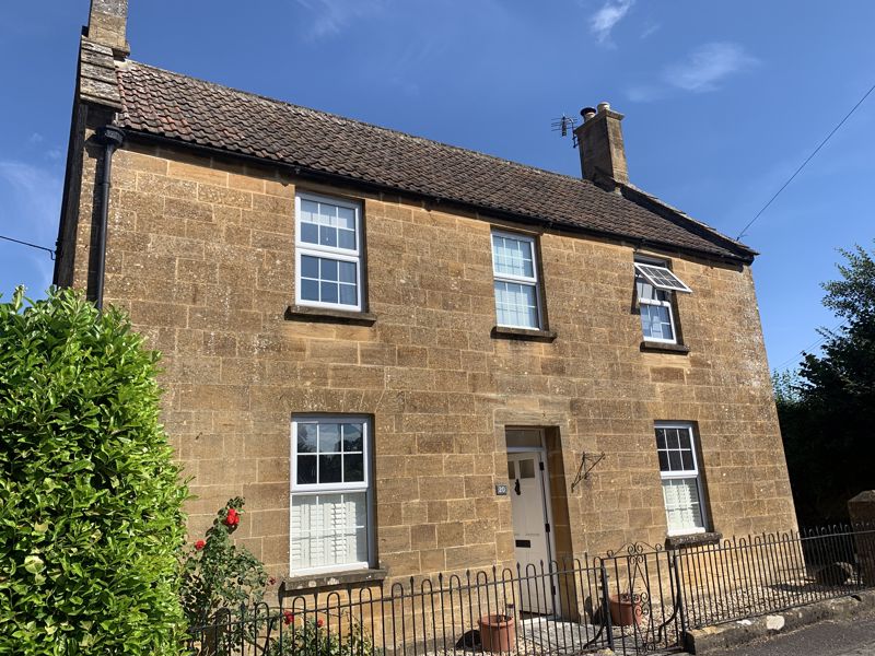 3 bed house to rent in South Street, Montacute, TA15