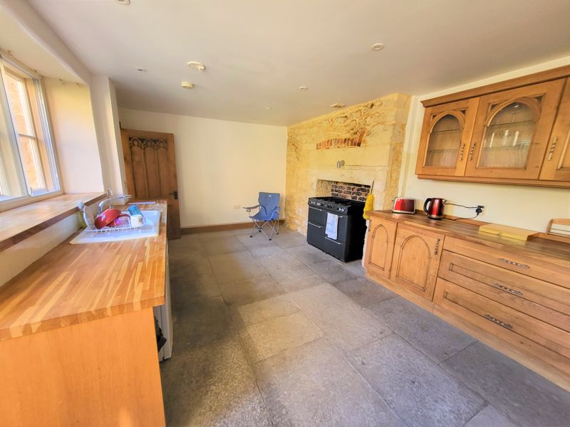 3 bed house to rent in Sherborne  - Property Image 4