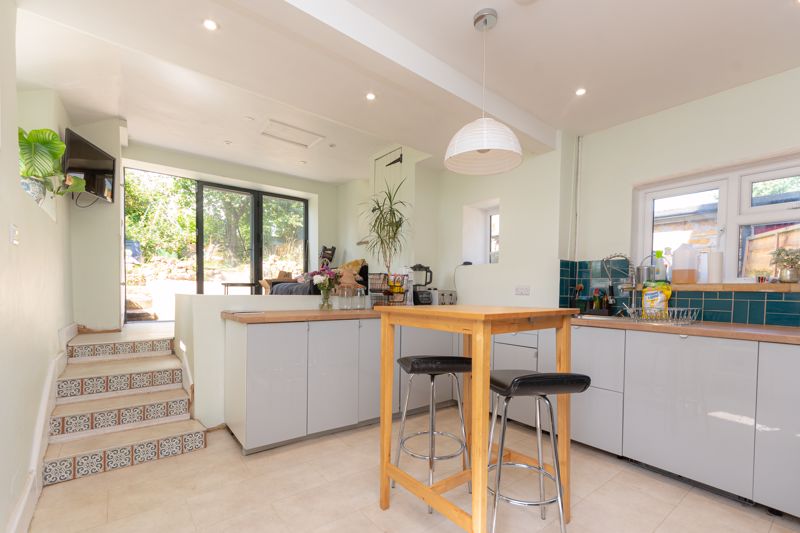 3 bed house for sale in South Petherton  - Property Image 5