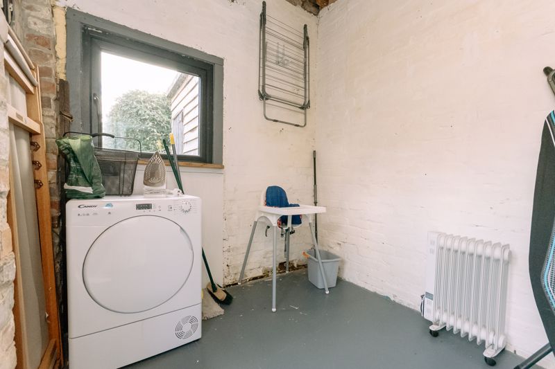 3 bed cottage to rent in Bower Hinton, Martock  - Property Image 13