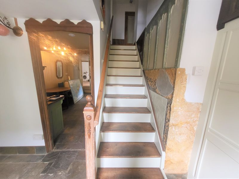 3 bed cottage to rent in St. James Street, South Petherton  - Property Image 2