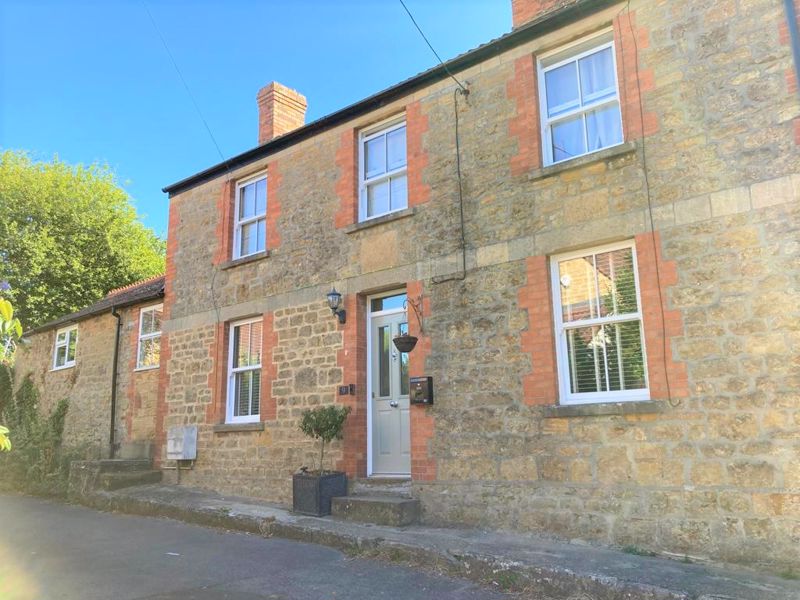3 bed house to rent in South Petherton, TA13