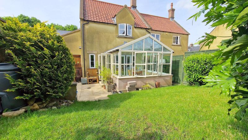 2 bed house for sale in Becks Field, Stoke sub Hamdon, TA14