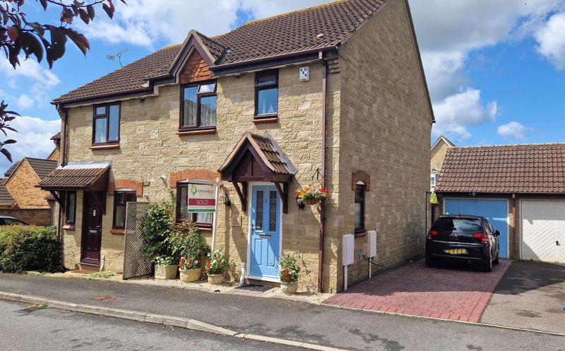3 bed house for sale in The Acres, off Old Market, Martock, TA12
