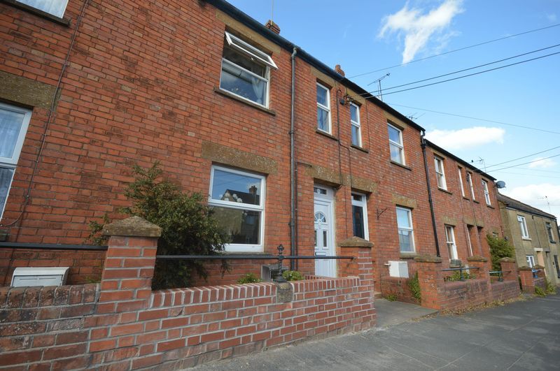 2 bed cottage for sale in Crewkerne, Somerset, TA18