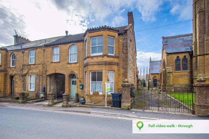 4 bed house for sale in Martock, Somerset, TA12
