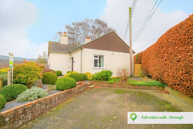 3 bed bungalow for sale in South Petherton, TA13