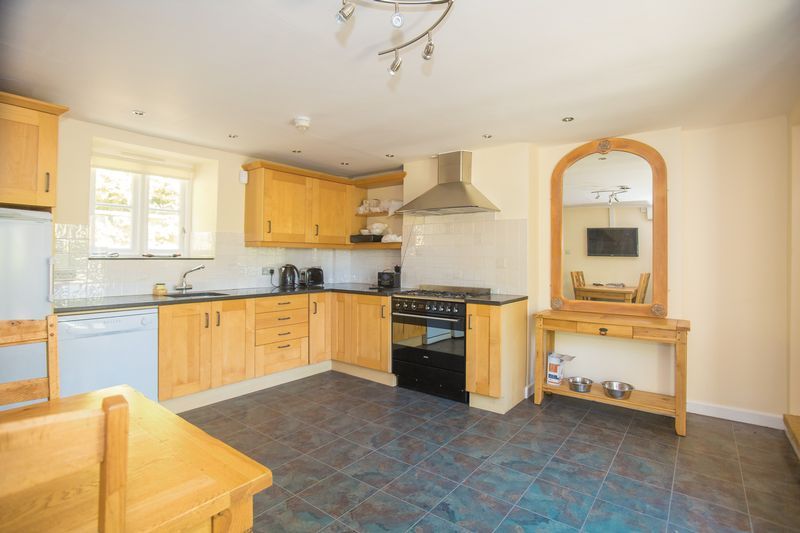 3 bed cottage for sale in Lower Chillington, Ilminster  - Property Image 4