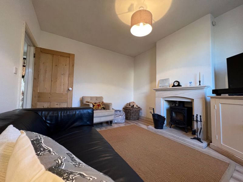 3 bed house for sale in Kingsbury Episcopi  - Property Image 13