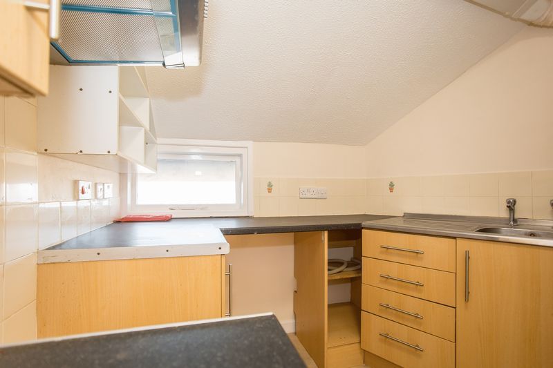 2 bed flat to rent in Stoke-Sub-Hamdon  - Property Image 3