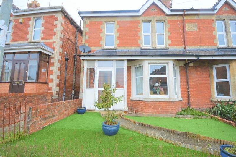 3 bed house for sale in Yeovil  - Property Image 1