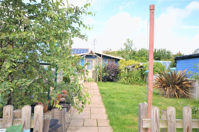 3 bed house for sale in Yeovil  - Property Image 15