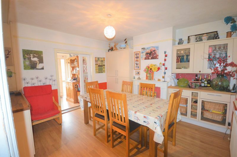 3 bed house for sale in Yeovil  - Property Image 4