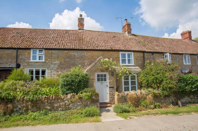 2 bed cottage to rent in Milton, Martock, TA12