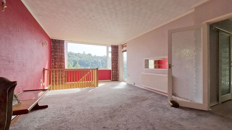 4 bed house for sale in Penn Park House, Penn Hill  - Property Image 3