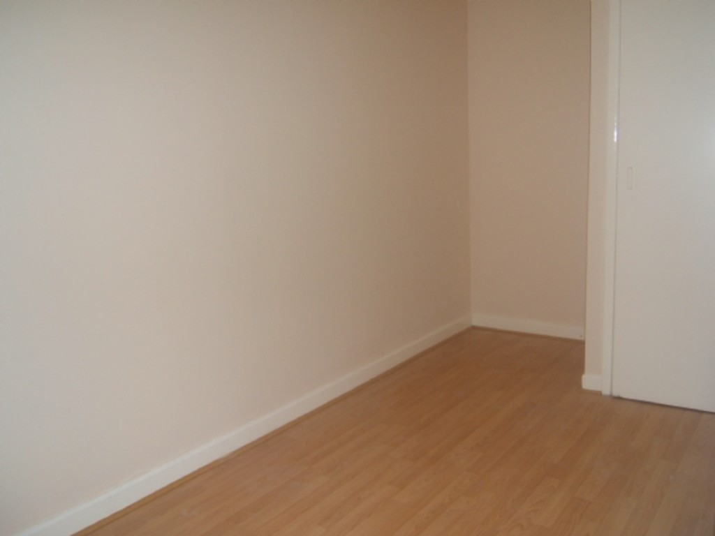 1 bed flat to rent in Commercial Road, Resolven, Neath 3