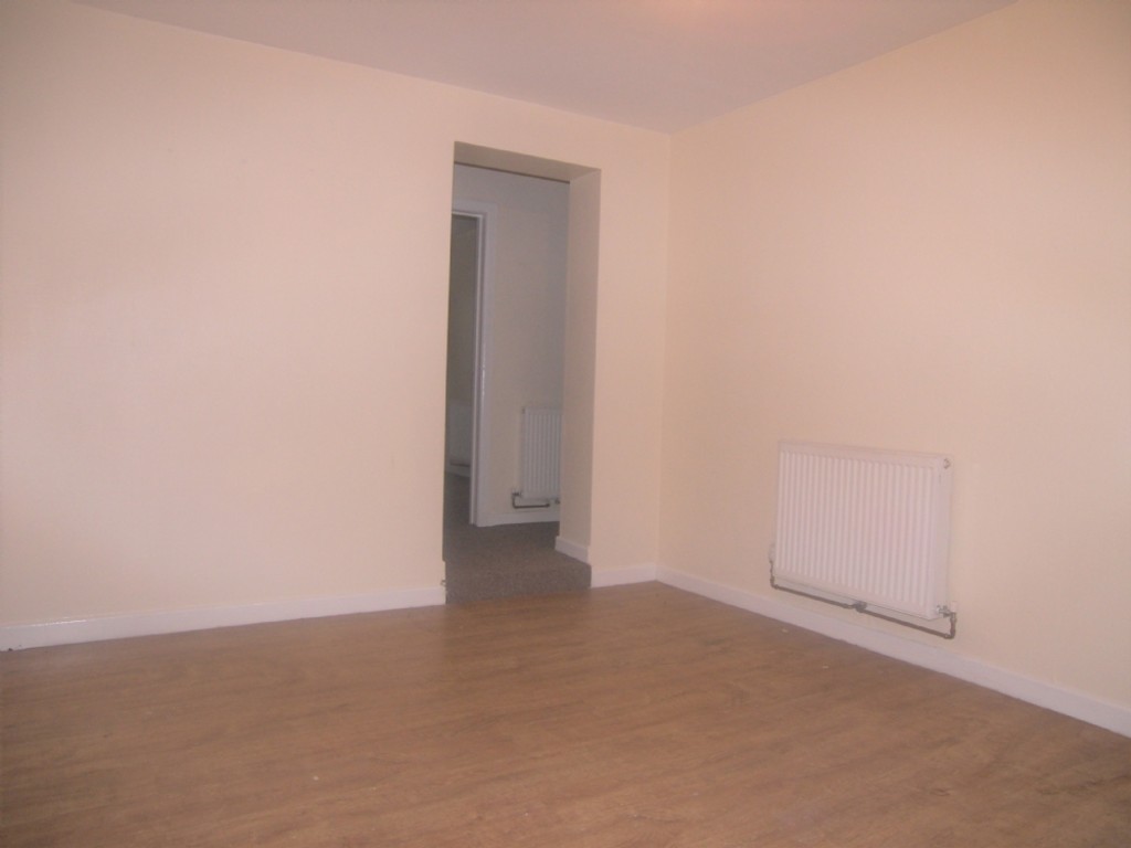 1 bed flat to rent in Hebron Road, Clydach 2