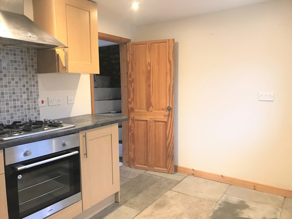 2 bed house to rent in Pontneathvaughan Road, Glynneath, Neath 6