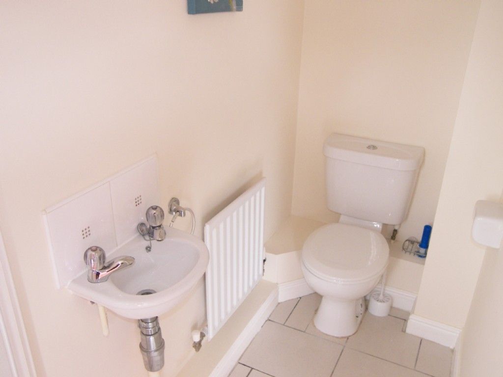 4 bed house to rent in Penrhiwtyn Drive, Neath 7