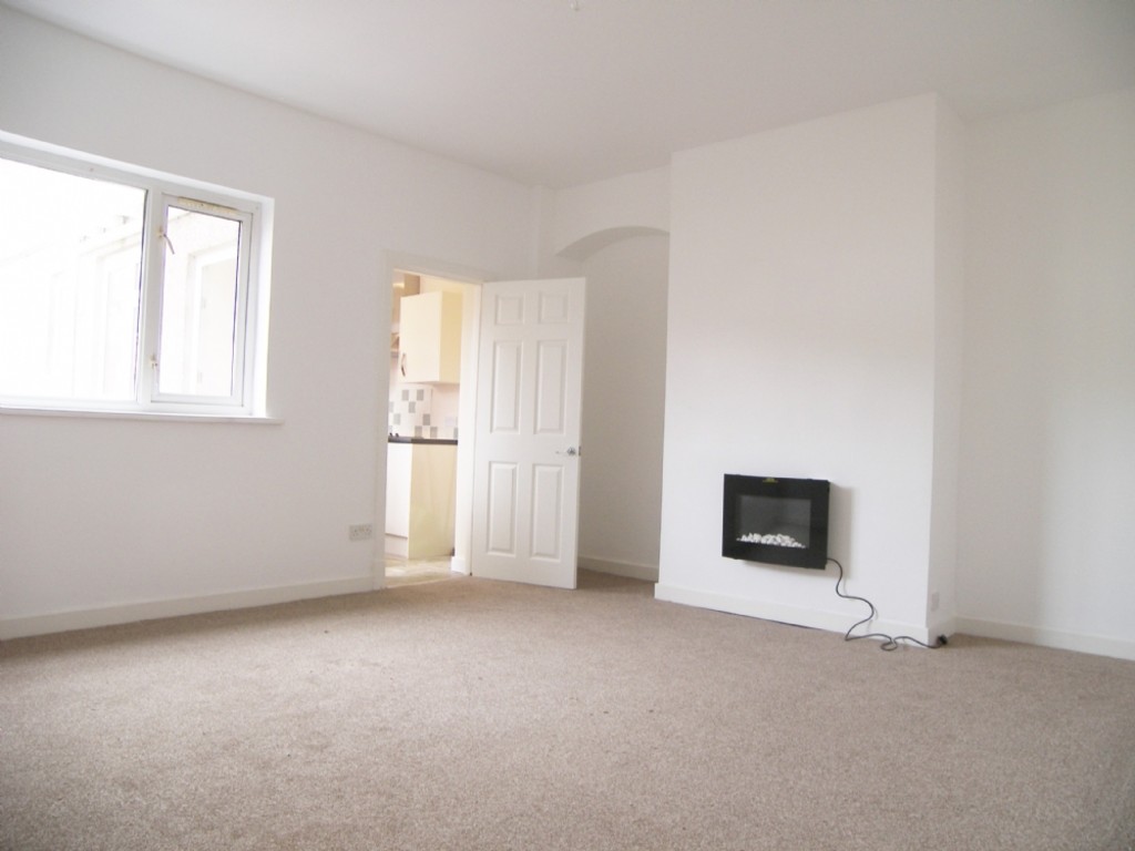 3 bed house to rent in Avon Street, Glynneath  - Property Image 2