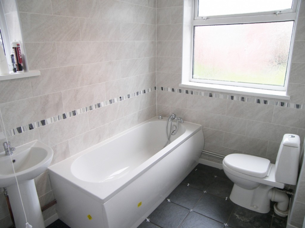 3 bed house to rent in Avon Street, Glynneath  - Property Image 7