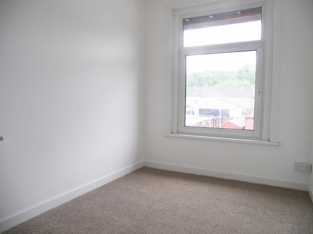 3 bed house to rent in Avon Street, Glynneath 10