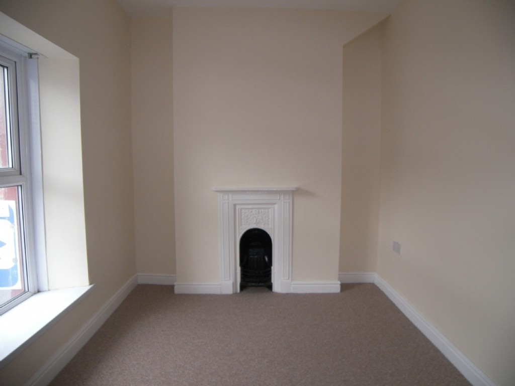 3 bed house to rent in John Street, Resolven  - Property Image 7