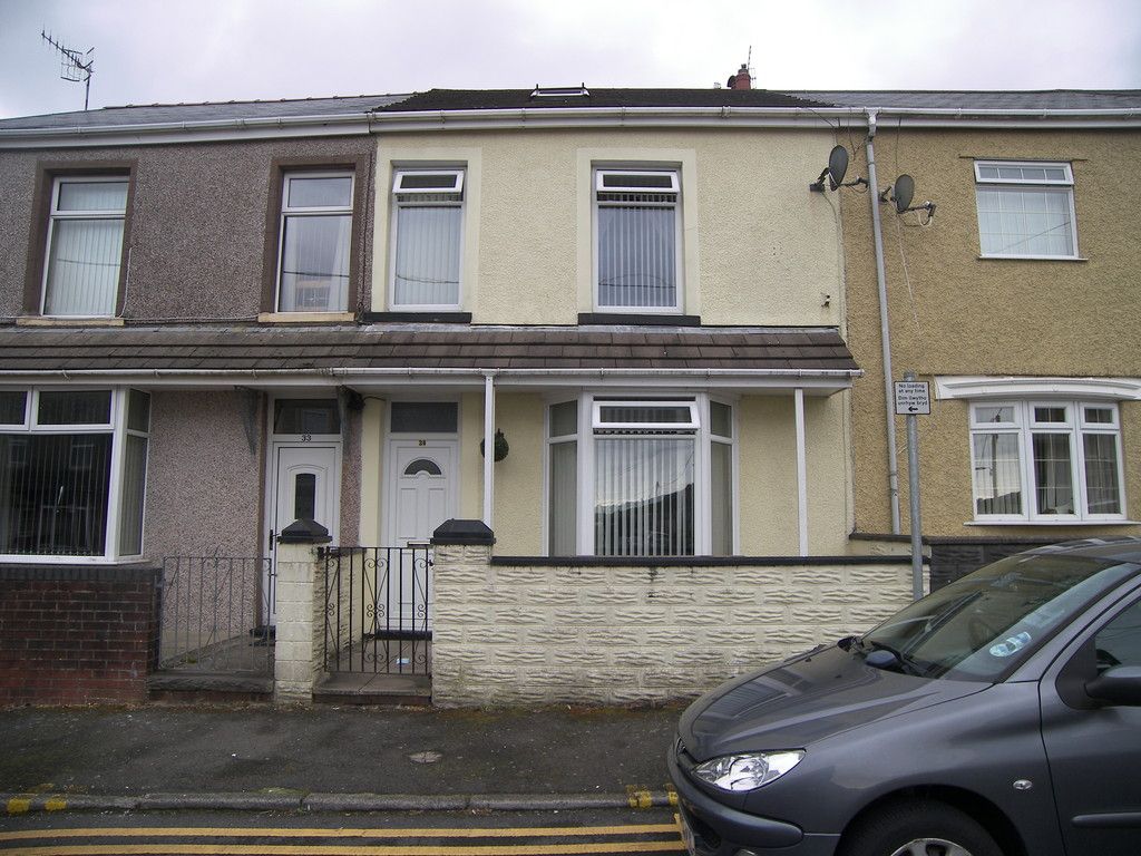 3 bed house for sale in Rugby Road, Resolven - Property Image 1