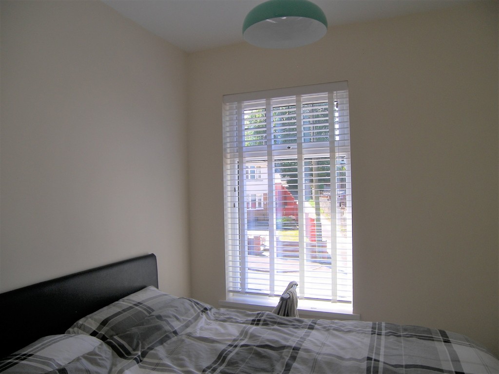 3 bed house to rent in Cimla Road, Neath 13