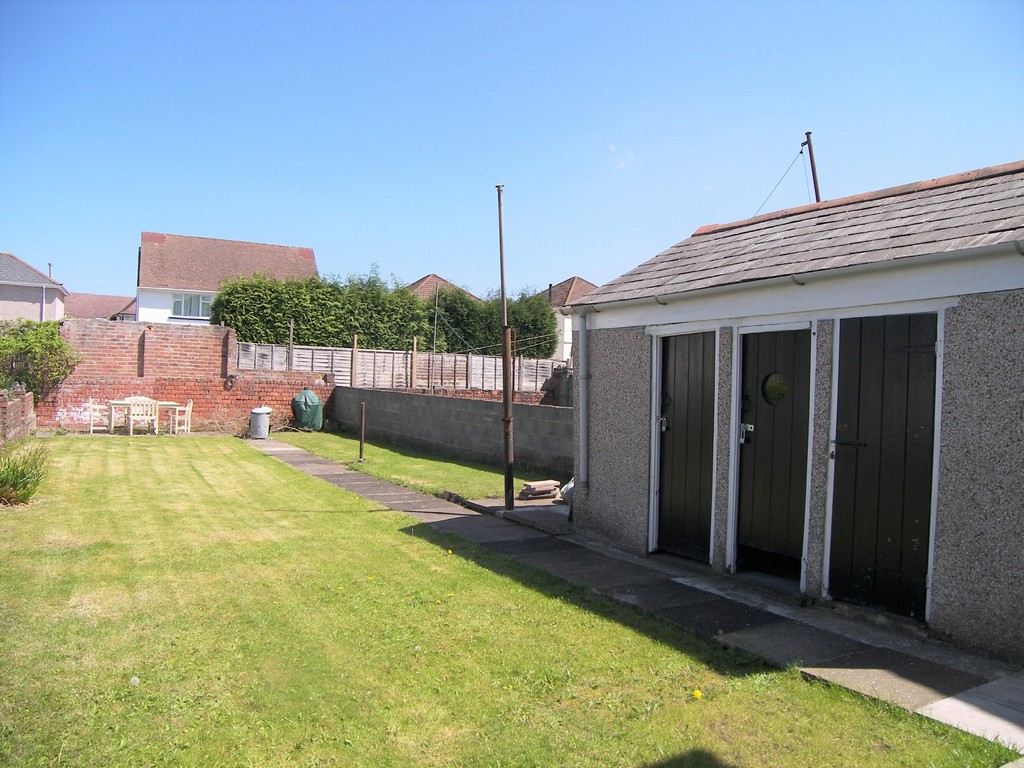 3 bed house to rent in Cimla Road, Neath 14