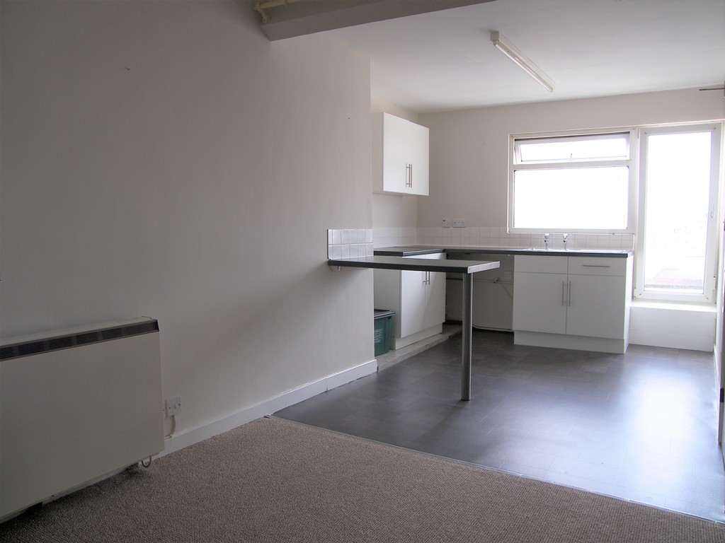 1 bed flat to rent in Queen Street, Neath  - Property Image 2