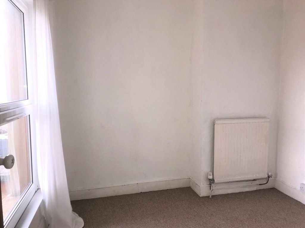 3 bed house to rent in Borough Street, Port Talbot 7