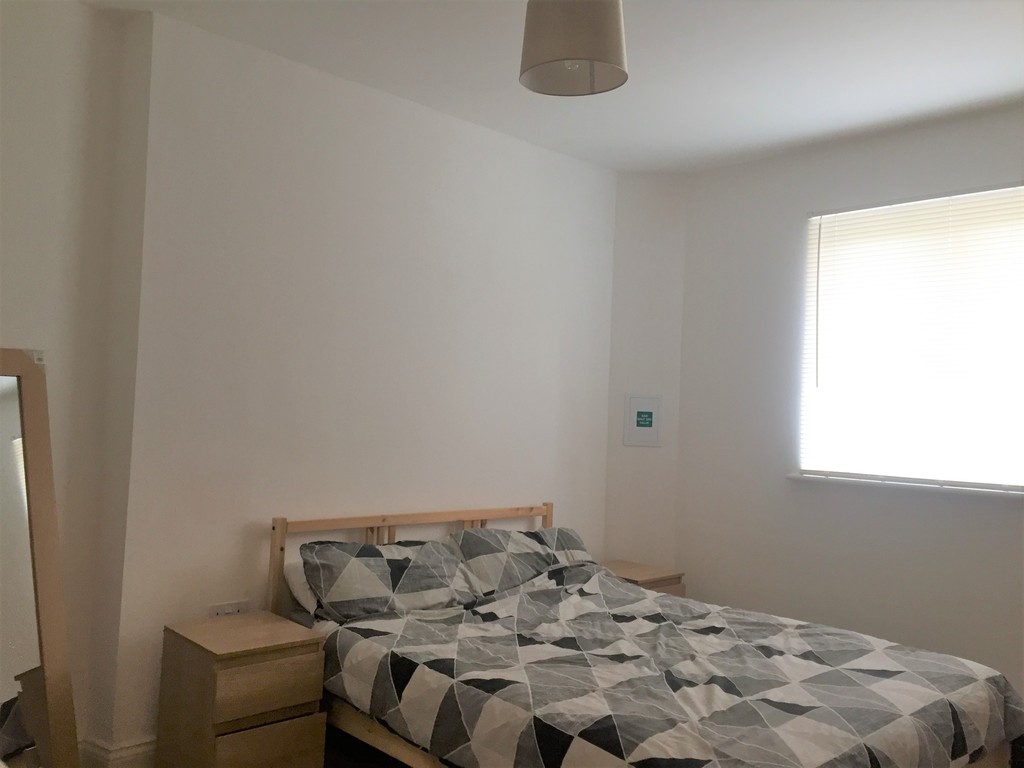1 bed flat to rent in Crown Way, Llandarcy  - Property Image 6