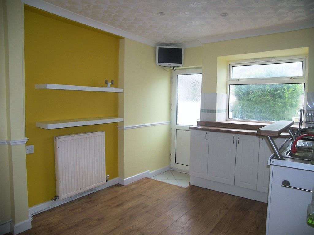2 bed house to rent in Penrhiwtyn Street, Neath  - Property Image 5