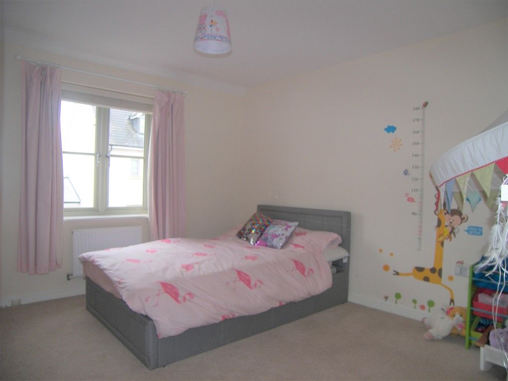 4 bed house for sale in Heathland Way, Llandarcy  - Property Image 17