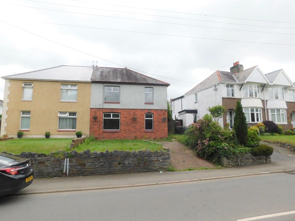 3 bed house for sale in Longford Road, Neath - Property Image 1