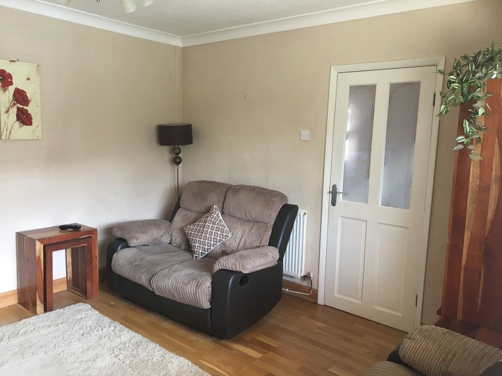 3 bed house for sale in Newborough Avenue, Llanishen, Cardiff  - Property Image 4