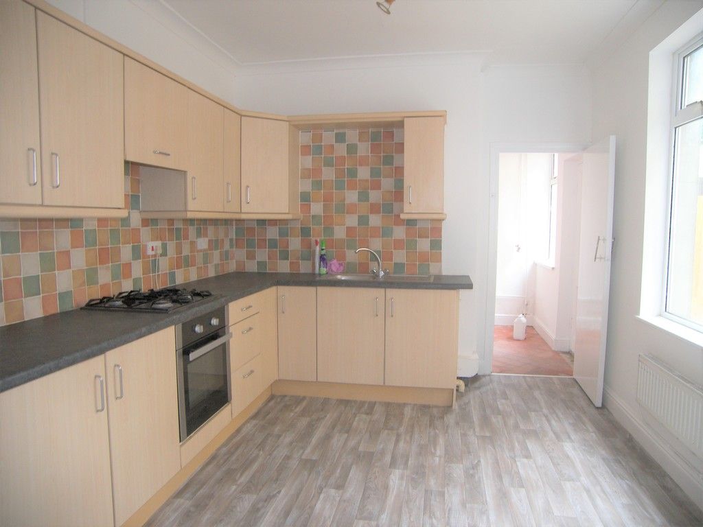 3 bed house for sale in Neath Road, Briton Ferry, Neath 5