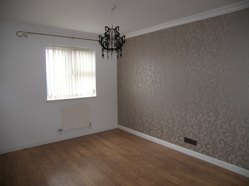 3 bed house to rent in Fernlea Park, Waunceirch, Neath 8