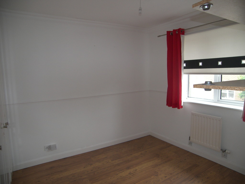 3 bed house to rent in Fernlea Park, Waunceirch, Neath 10