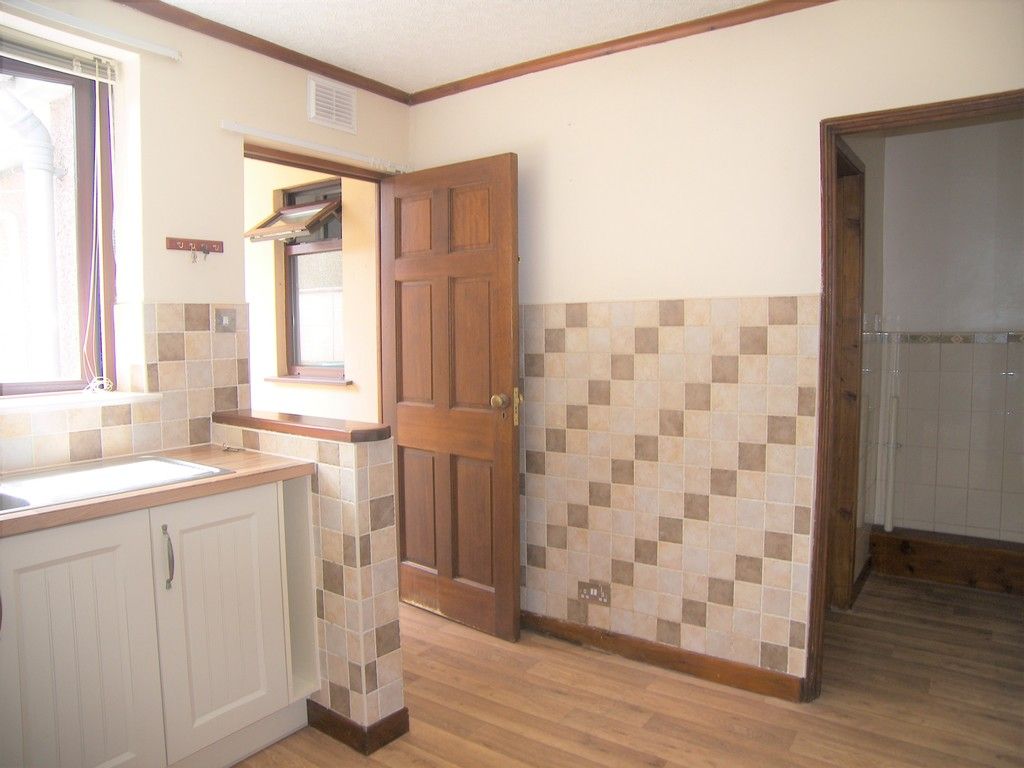2 bed house for sale in Yeo Street, Resolven, Neath 6