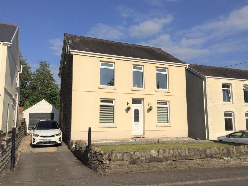 3 bed house for sale in Lone Road, Clydach, Swansea (ref 102664001319)