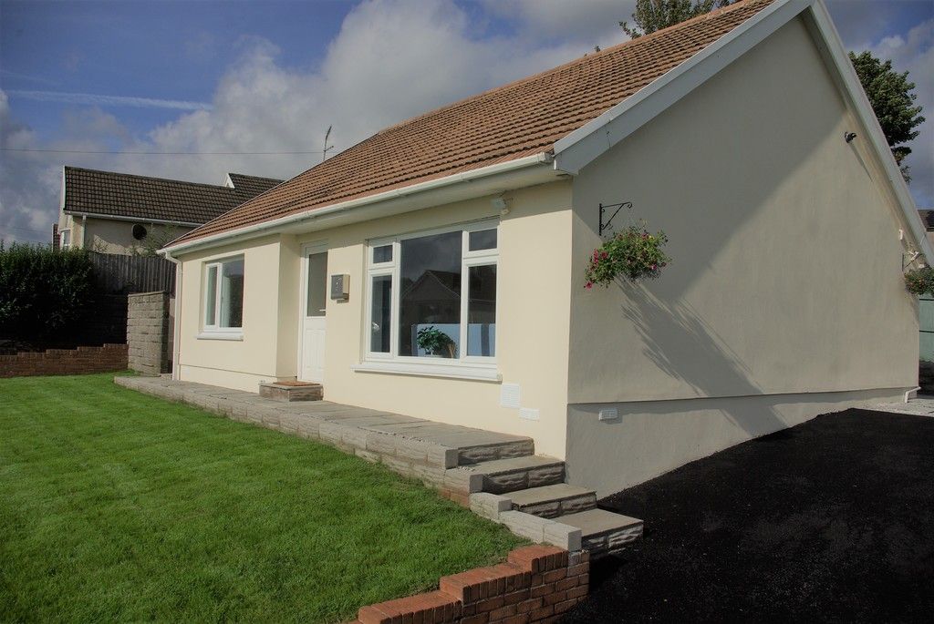 3 bed bungalow for sale in Glanbran Road, Birchgrove, Swansea 2