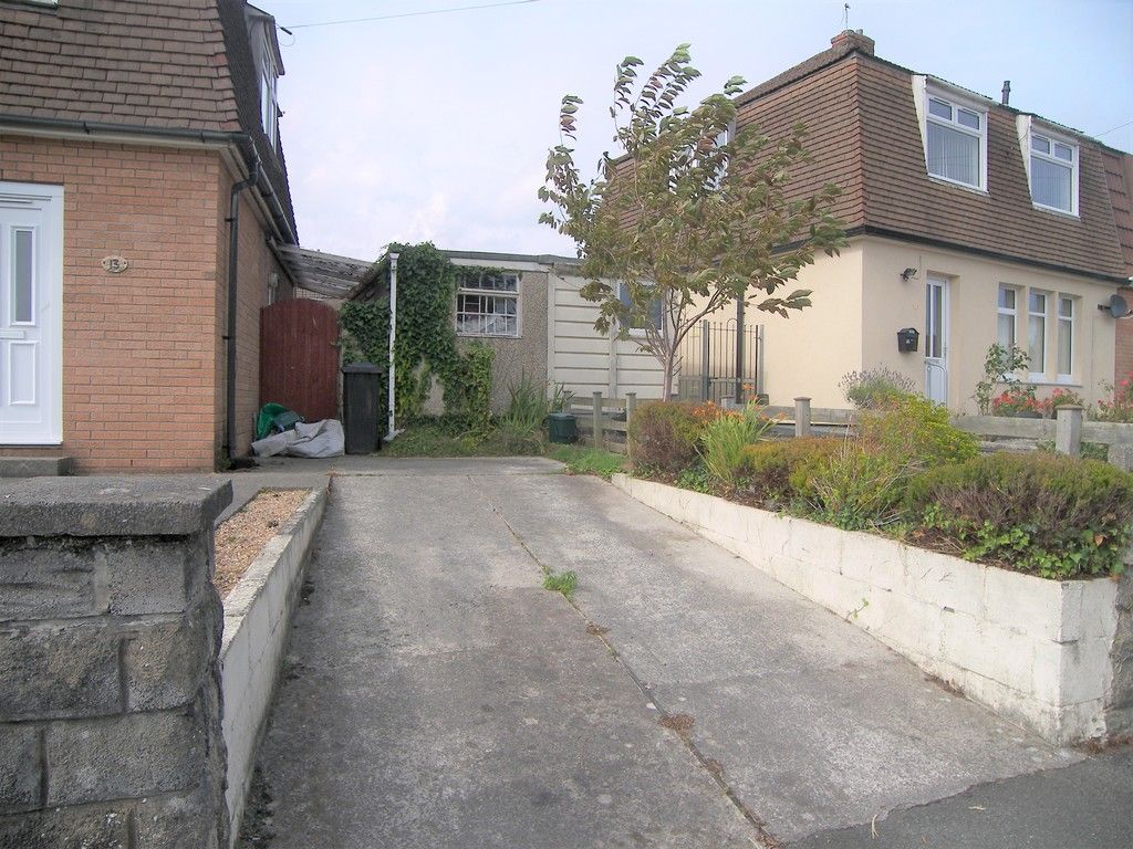 3 bed house for sale in Roman Way, Neath 18