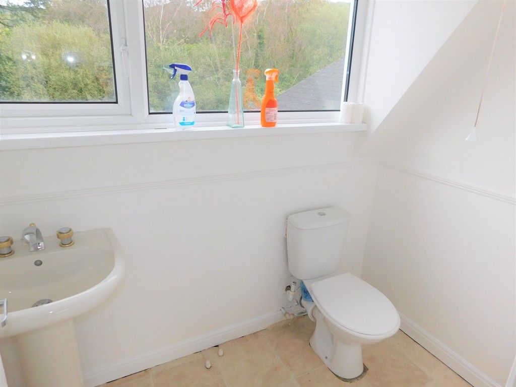 4 bed house for sale in School Road, Crynant, Neath 15