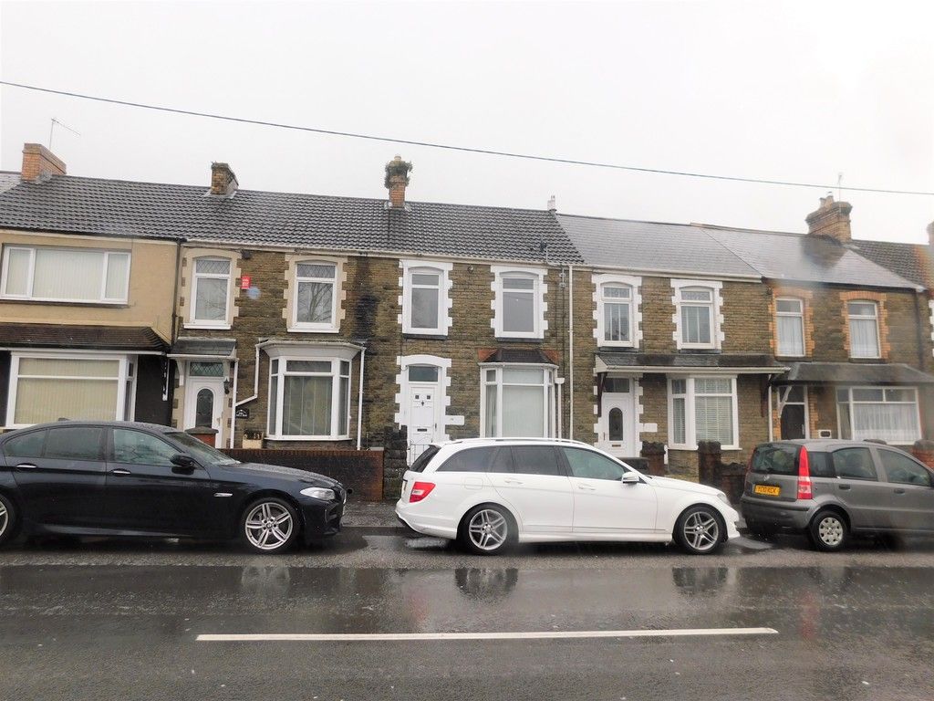 3 bed house to rent in Cimla Road, Neath - Property Image 1